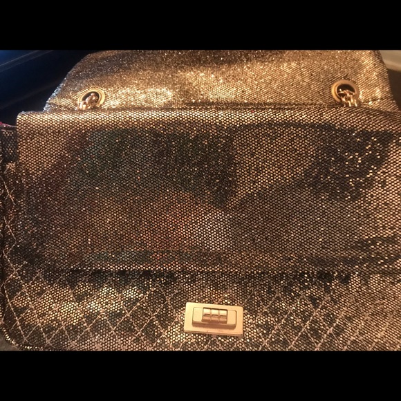 All that Glitters is Gold Handbag - Picture 4 of 5